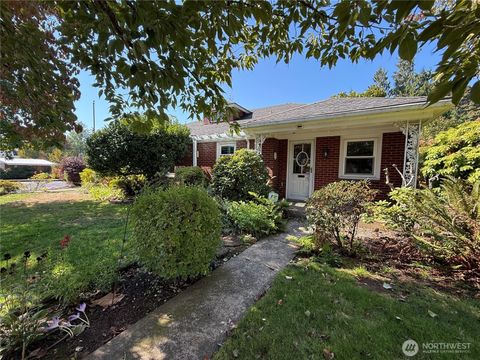 Photo of 1014 NW 45th St St, Vancouver, WA 98660 (MLS # 2436909)