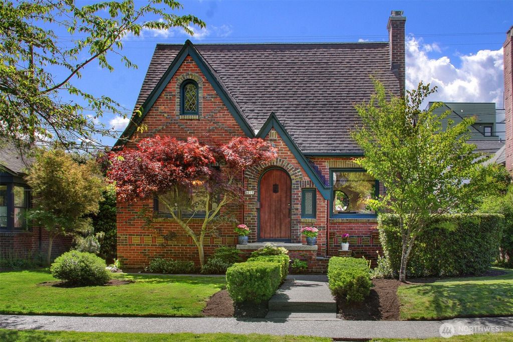 Photo of 8015 Jones Avenue NW, Seattle, WA 98117 (MLS # 2384978)