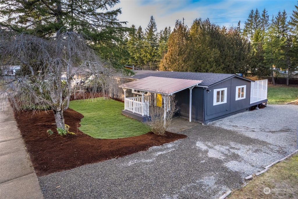 Photo of 23328 SE 271st Place, Maple Valley, WA 98038 (MLS # 2032971)