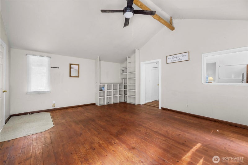 14784 Mountain View Lane