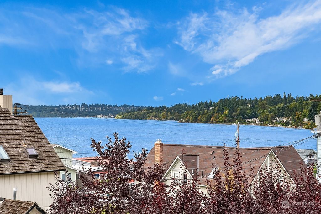 Photo of 28701 6th Place S #102, Des Moines, WA 98198 (MLS # 2166199)
