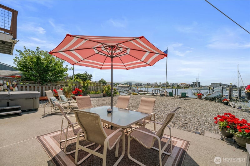 4045 Saltspring Drive