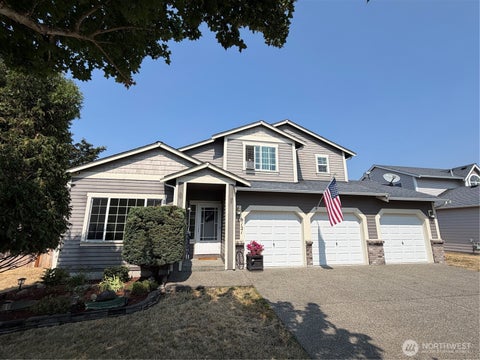 Photo of 9121 Paradise View Street SE, Yelm, WA 98597 (MLS # 2549649)