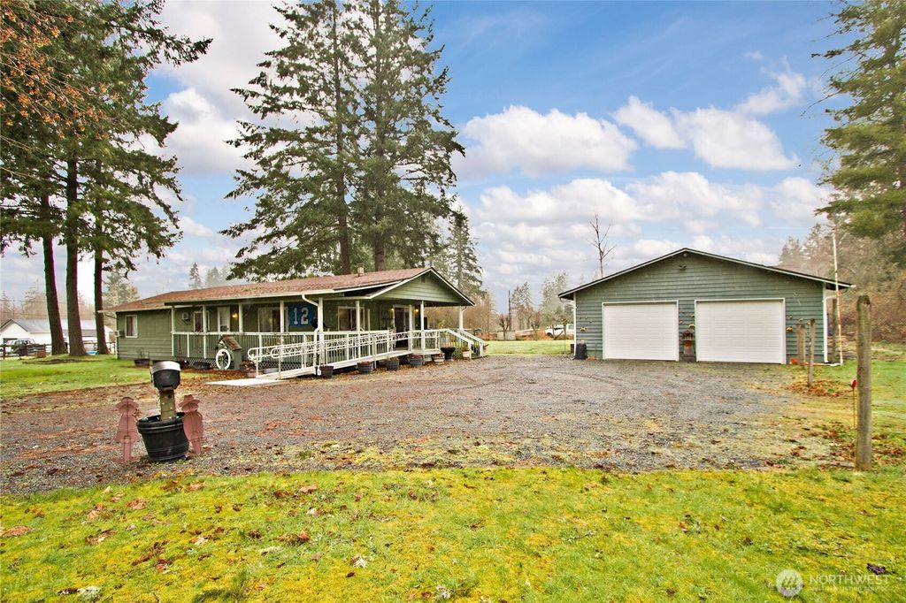 Photo of 14125 Kapowsin Highway E, Graham, WA 98338 (MLS # 2485328)