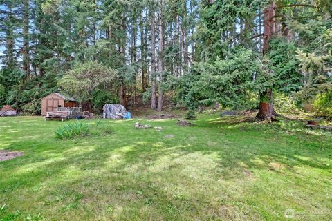 Photo of 17810 Olympic View Drive, Edmonds, WA 98026 (MLS # 2517346)