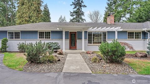 6201 Island Crest Way Mercer Island WA 98040