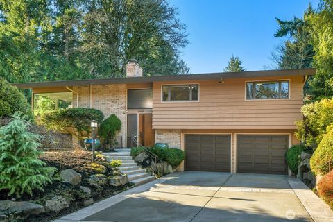Photo of 19045 46th Avenue NE, Lake Forest Park, WA 98155 (MLS # 2470696)