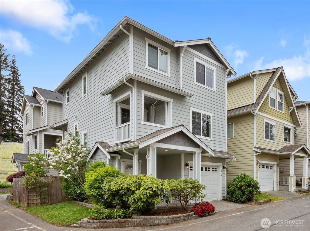 Photo of 11810 14th Avenue W #14, Everett, WA 98204 (MLS # 2519339)