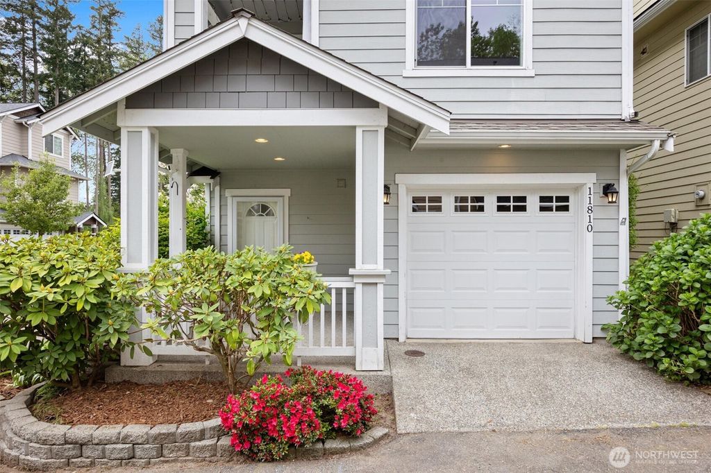 Photo of 11810 14th Avenue W #14, Everett, WA 98204 (MLS # 2519339)