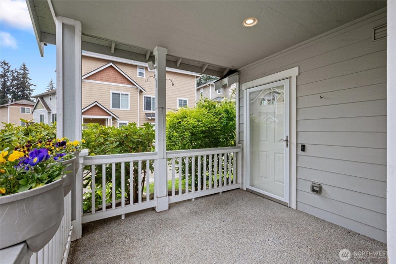 11810 14th Avenue W 14