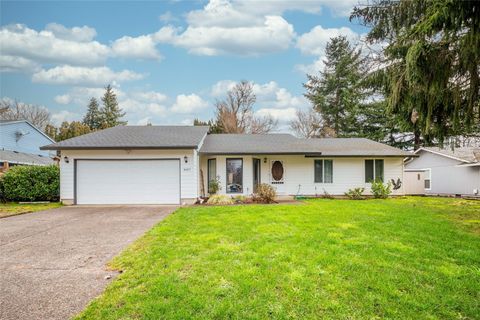 Photo of 10417 NW 24th Street, Vancouver, WA 98685 (MLS # 2483549)
