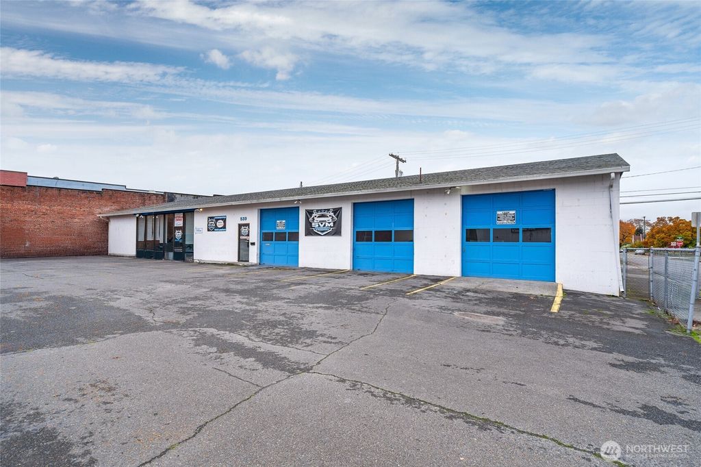 Photo of 539 N Tower Avenue, Centralia, WA 98531 (MLS # 2476226)