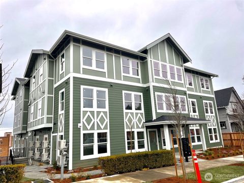 Photo of 1205 N Garden Street #201, Bellingham, WA 98225 (MLS # 2367318)
