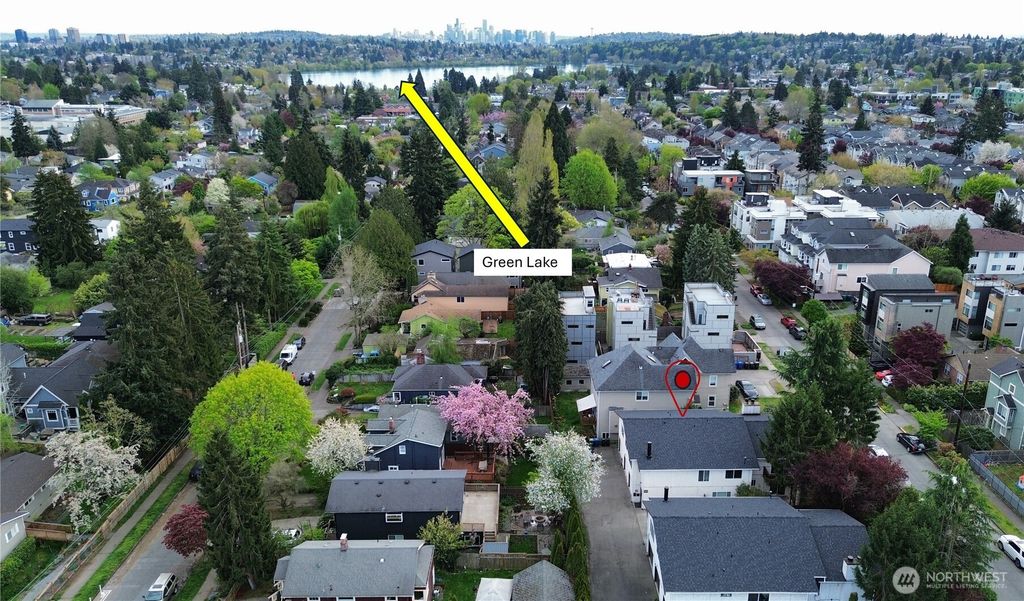 Photo of 8848 Interlake Avenue N, Seattle, WA 98103 (MLS # 2507919)