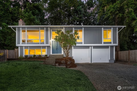Photo of 14340 113th Avenue NE, Kirkland, WA 98034 (MLS # 2573807)