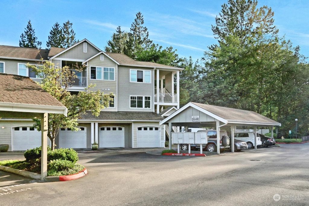 Photo of 14714 Admiralty Way #B204, Lynnwood, WA 98087 (MLS # 2075952)