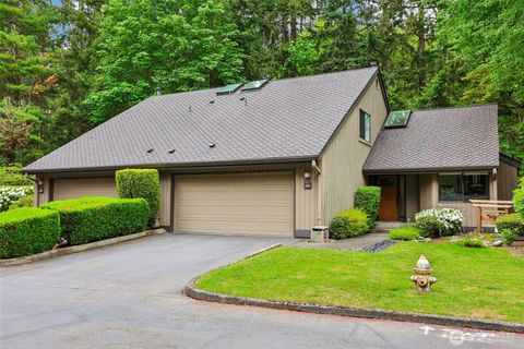 Photo of 1770 159TH Avenue NE, Bellevue, WA 98008 (MLS # 2518442)