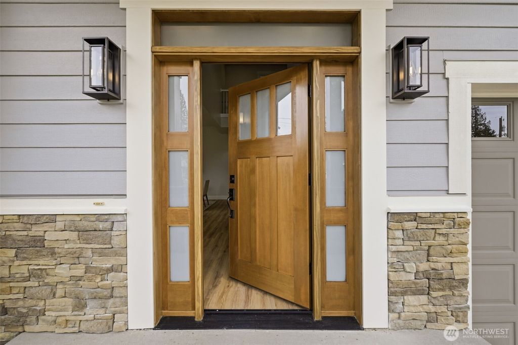 Photo of 4712 183rd Place SW, Lynnwood, WA 98037 (MLS # 2510492)