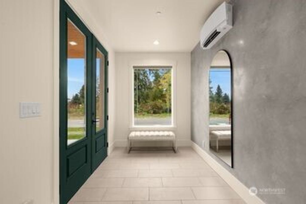 Photo of 2411 SW 346th Street, Federal Way, WA 98023 (MLS # 2488896)