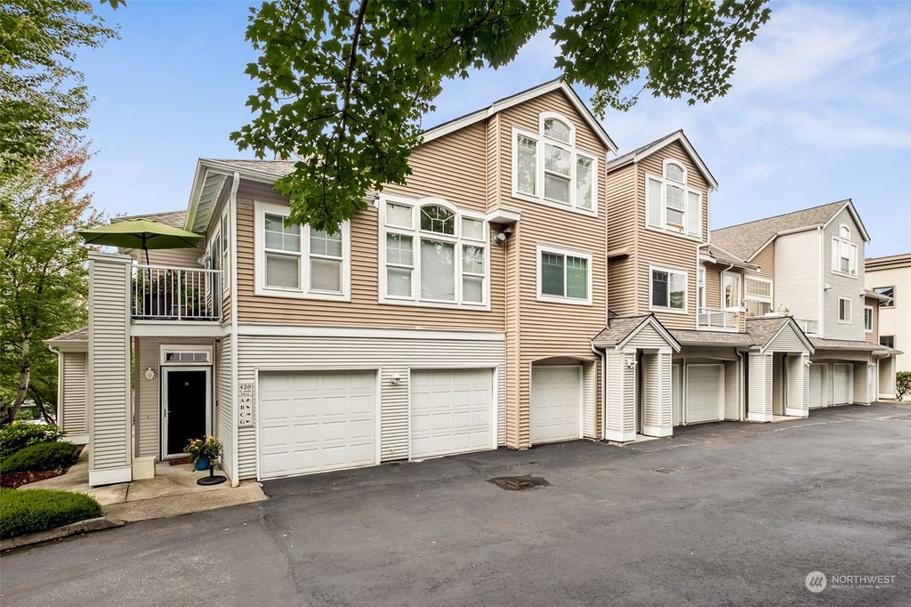Photo of 420 S 46th Place #H, Renton, WA 98055 (MLS # 2163487)