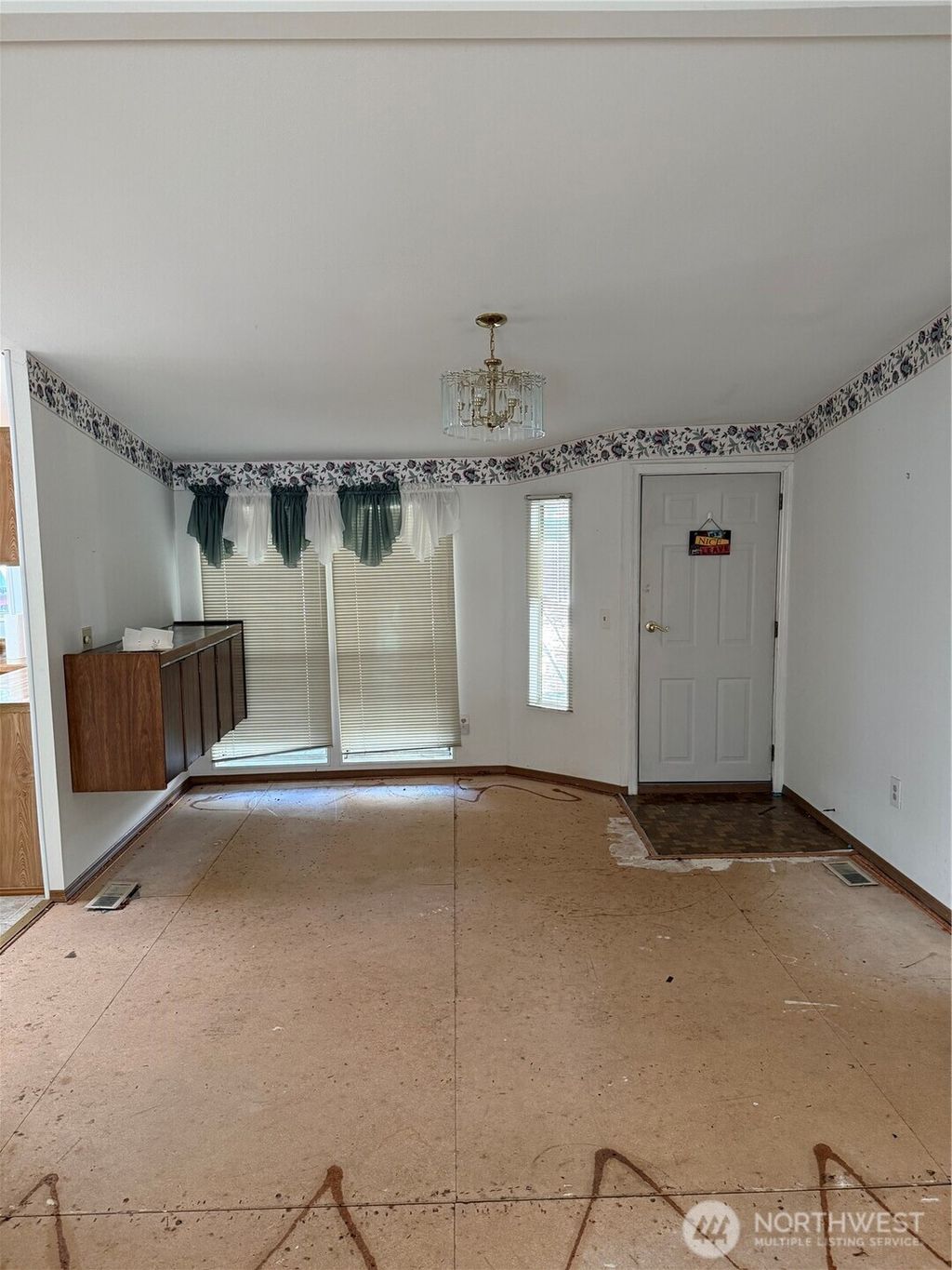 Photo of 2500 S 370th Street #170, Federal Way, WA 98003 (MLS # 2436401)