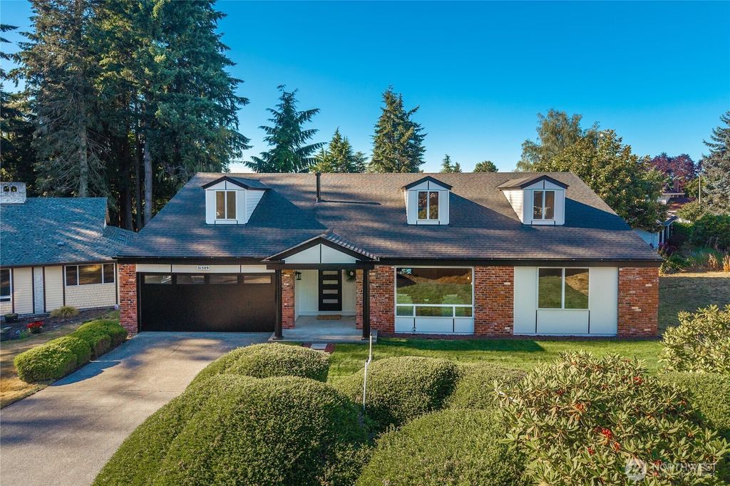 Photo of 31509 42nd Avenue SE, Federal Way, WA 98023 (MLS # 2552967)