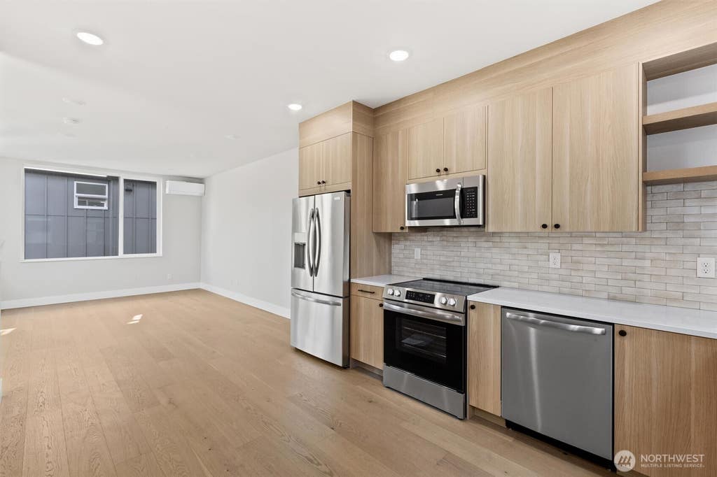 Photo of 1407 29th Avenue #B, Seattle, WA 98122 (MLS # 2558690)