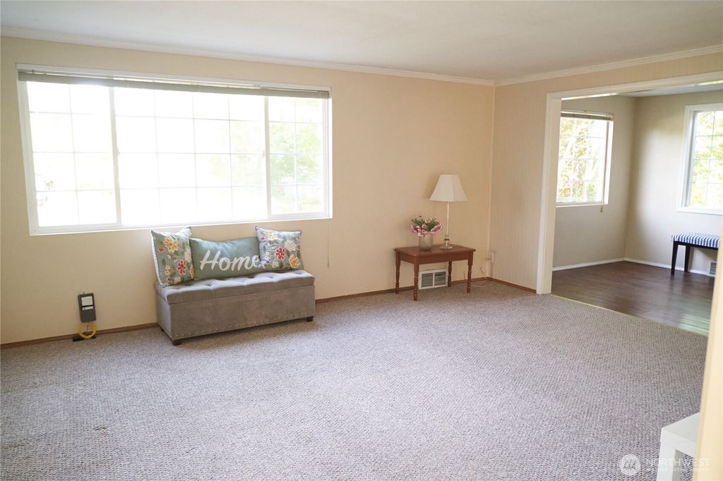 Photo of 11433 12th Avenue SW, Burien, WA 98146 (MLS # 2381185)