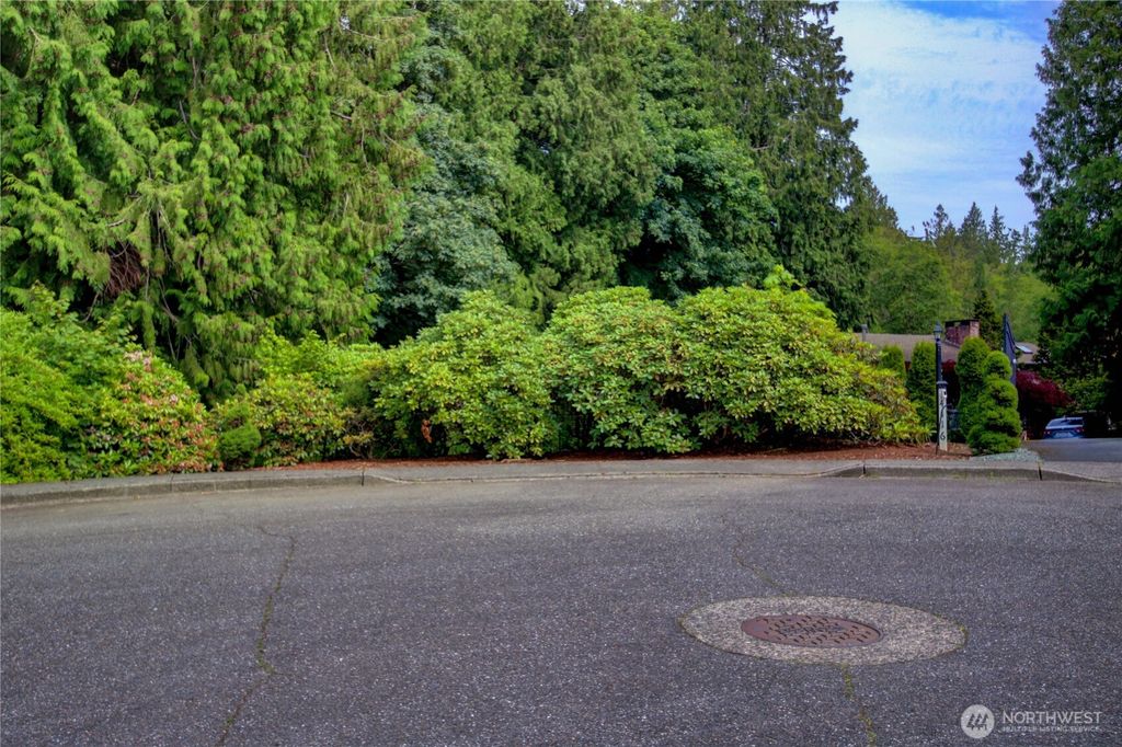 Photo of 107 Pueblo Heights, Mount Vernon, WA 98273 (MLS # 2472668)