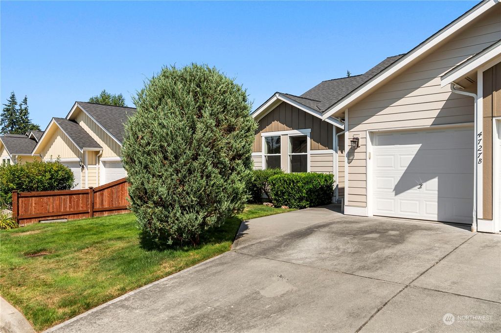 Photo of 4727 88th Place NE #B, Marysville, WA 98270 (MLS # 2268904)