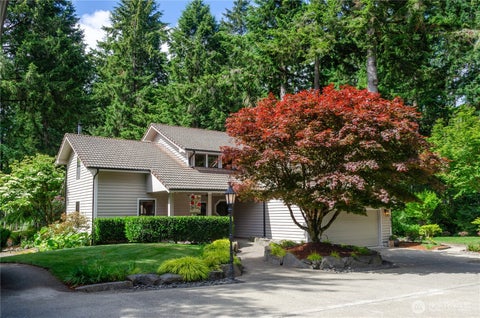Photo of 1511 11th Lane, Fox Island, WA 98333 (MLS # 2535993)
