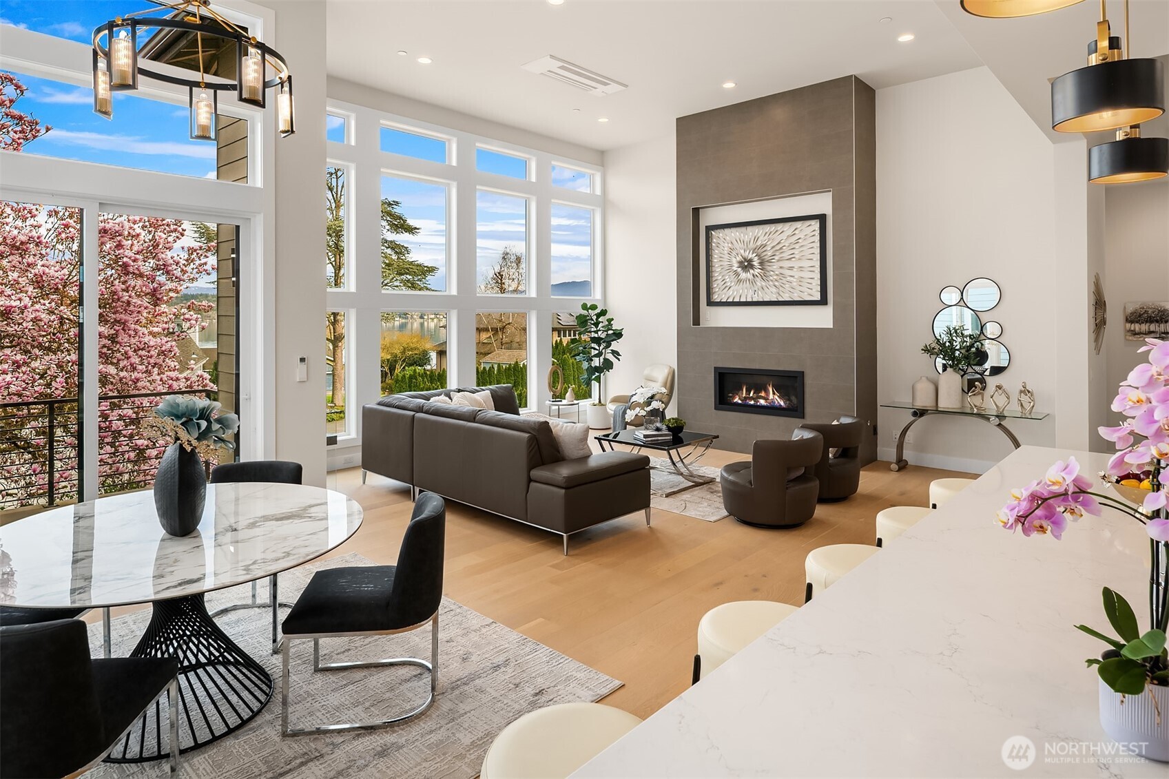 240 W Lake Sammamish Parkway SE