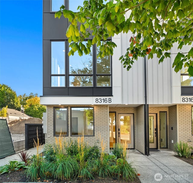 8316 Mary Avenue NW B #B, Seattle
