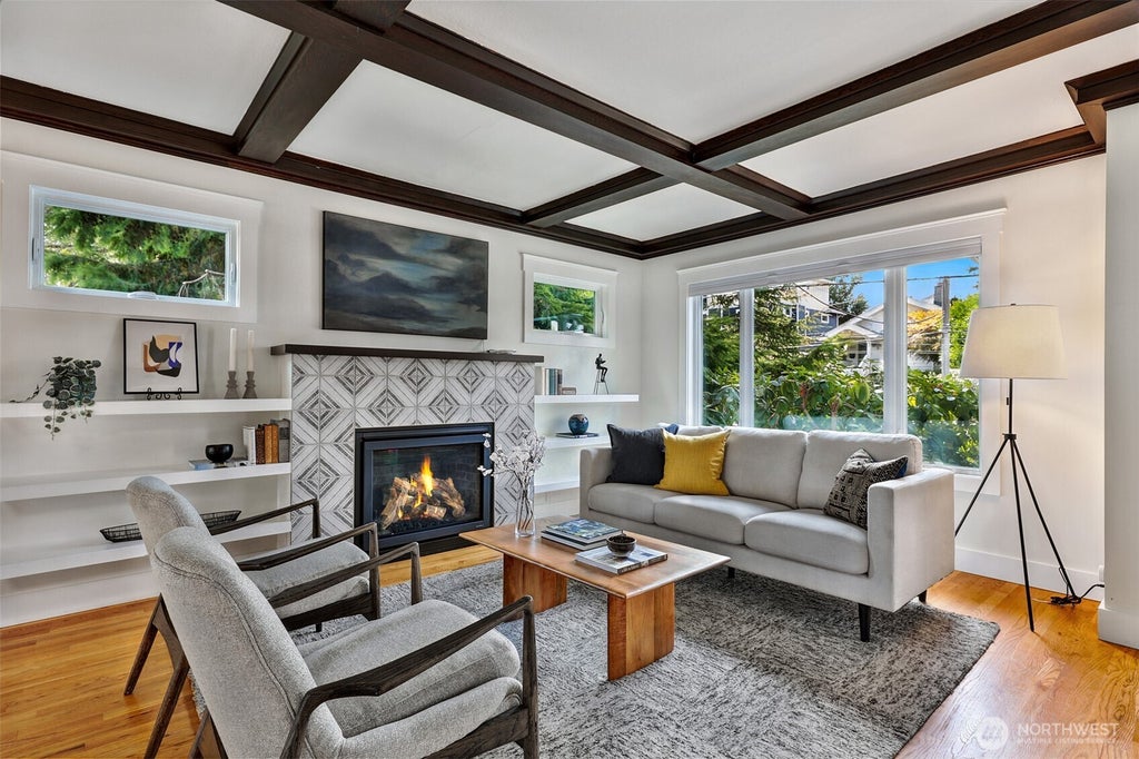 Photo of 1516 34th Avenue, Seattle, WA 98122 (MLS # 2570007)