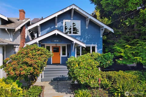 Photo of 1516 34th Avenue, Seattle, WA 98122 (MLS # 2570007)