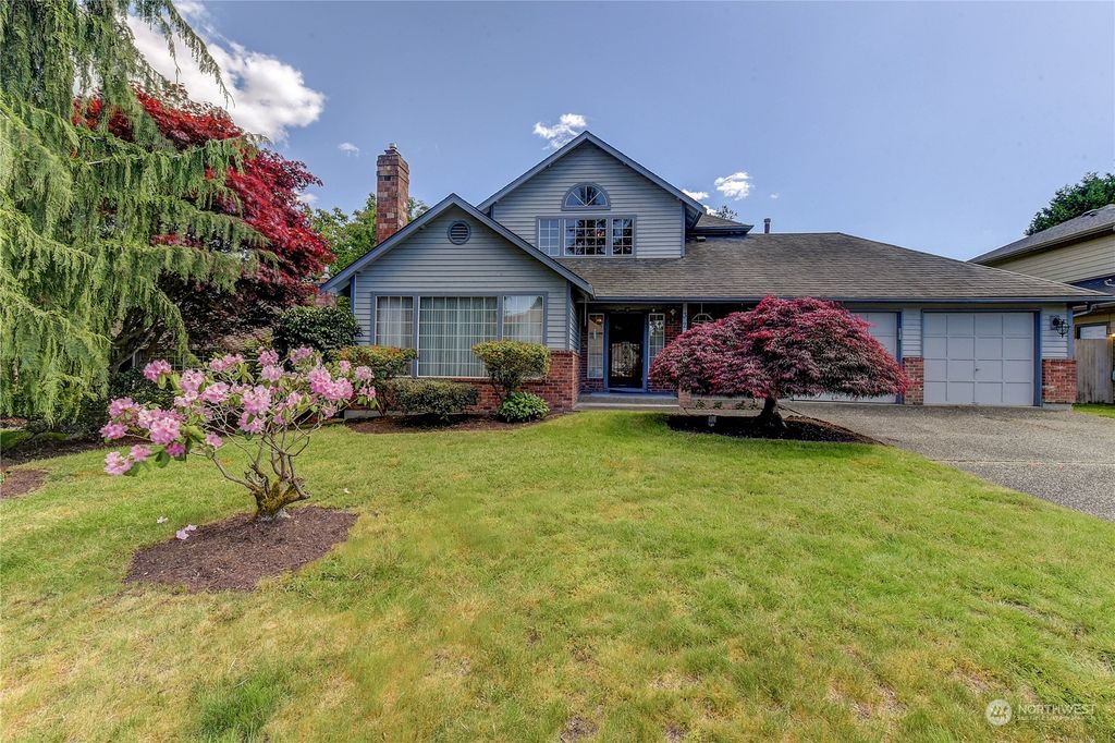 Photo of 3220 206th Place SW, Lynnwood, WA 98036 (MLS # 2242611)