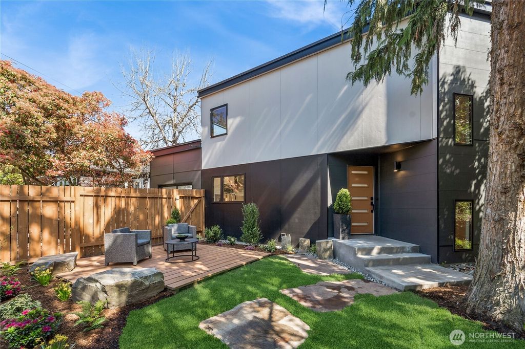Photo of 1514 Interlaken Place E, Seattle, WA 98112 (MLS # 2359313)