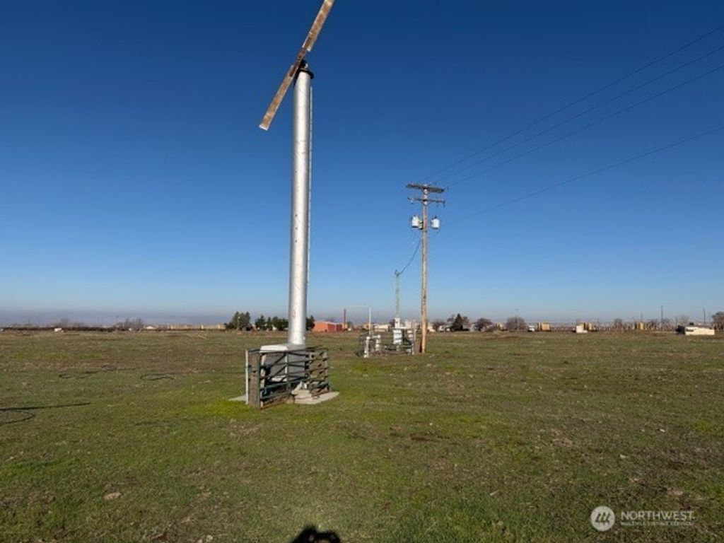 Photo of 0 Prundale Road, Milton-Freewater, OR 97862 (MLS # 2466933)