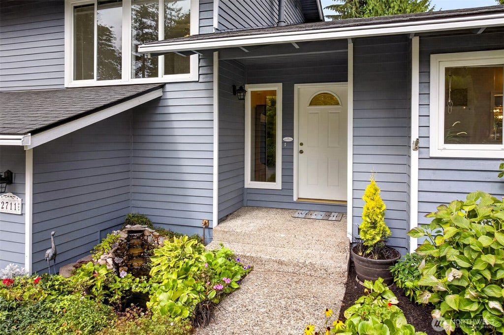 Photo of 2711 169th Street SE, Bothell, WA 98012 (MLS # 2582618)