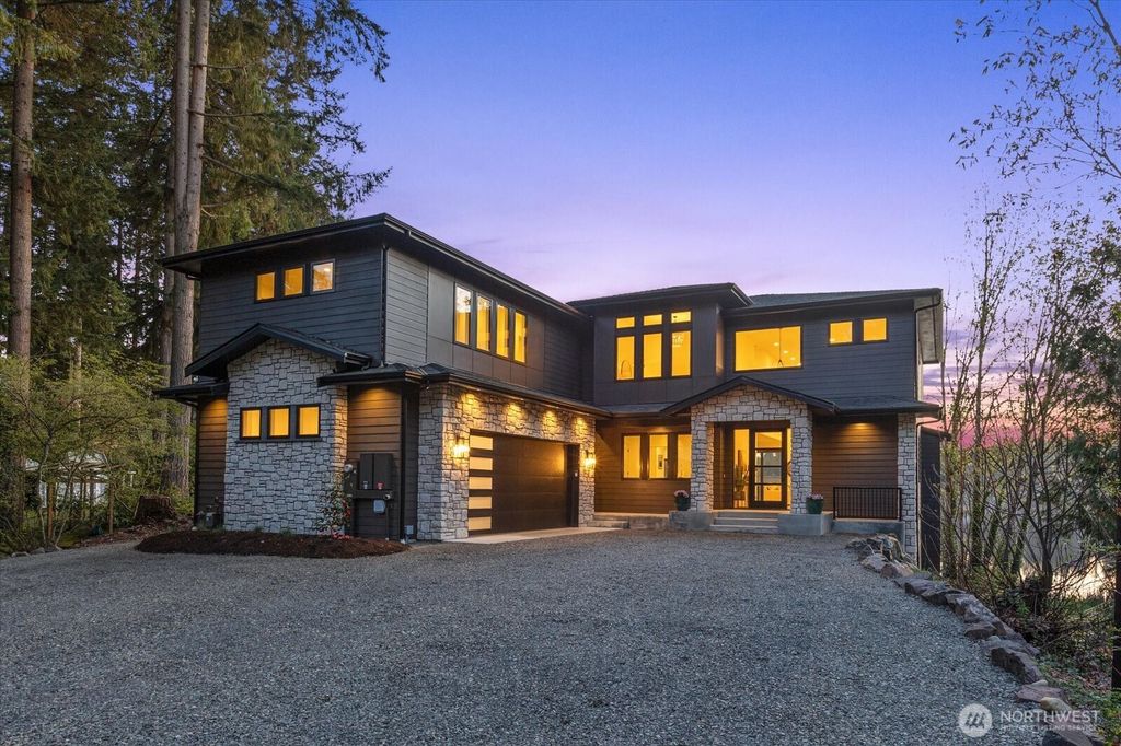 Photo of 17333 191st Avenue NE, Woodinville, WA 98072 (MLS # 2513367)