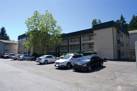 Photo of 101 SW 119th Street #208, Seattle, WA 98146 (MLS # 2419178)