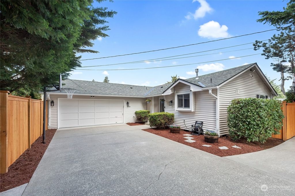 Photo of 8810 55th Avenue NE, Marysville, WA 98270 (MLS # 2301006)
