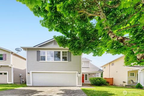 Photo of 23433 SE 243rd Street, Maple Valley, WA 98038 (MLS # 2539387)