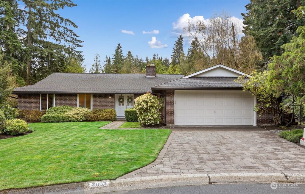 Photo of 2802 178th Avenue NE, Redmond, WA 98052 (MLS # 2053425)