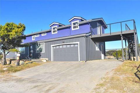 MLS: 2326541