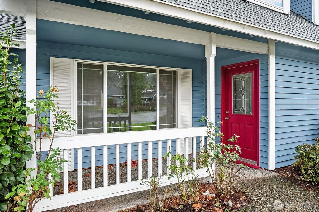 Photo of 16711 6th Avenue SE, Bothell, WA 98012 (MLS # 2465656)