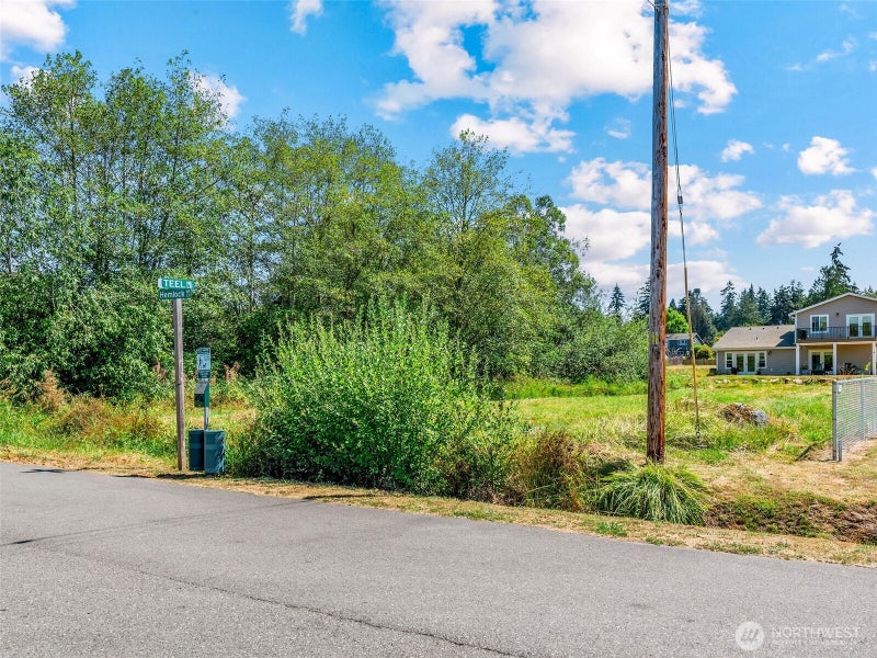 4929 NE Hemlock Lane
