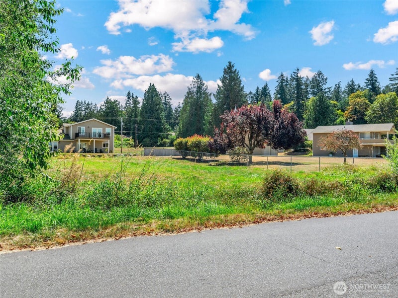 4929 NE Hemlock Lane