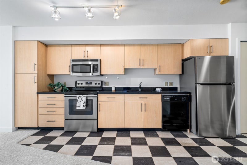 1100 106th Avenue NE 609
