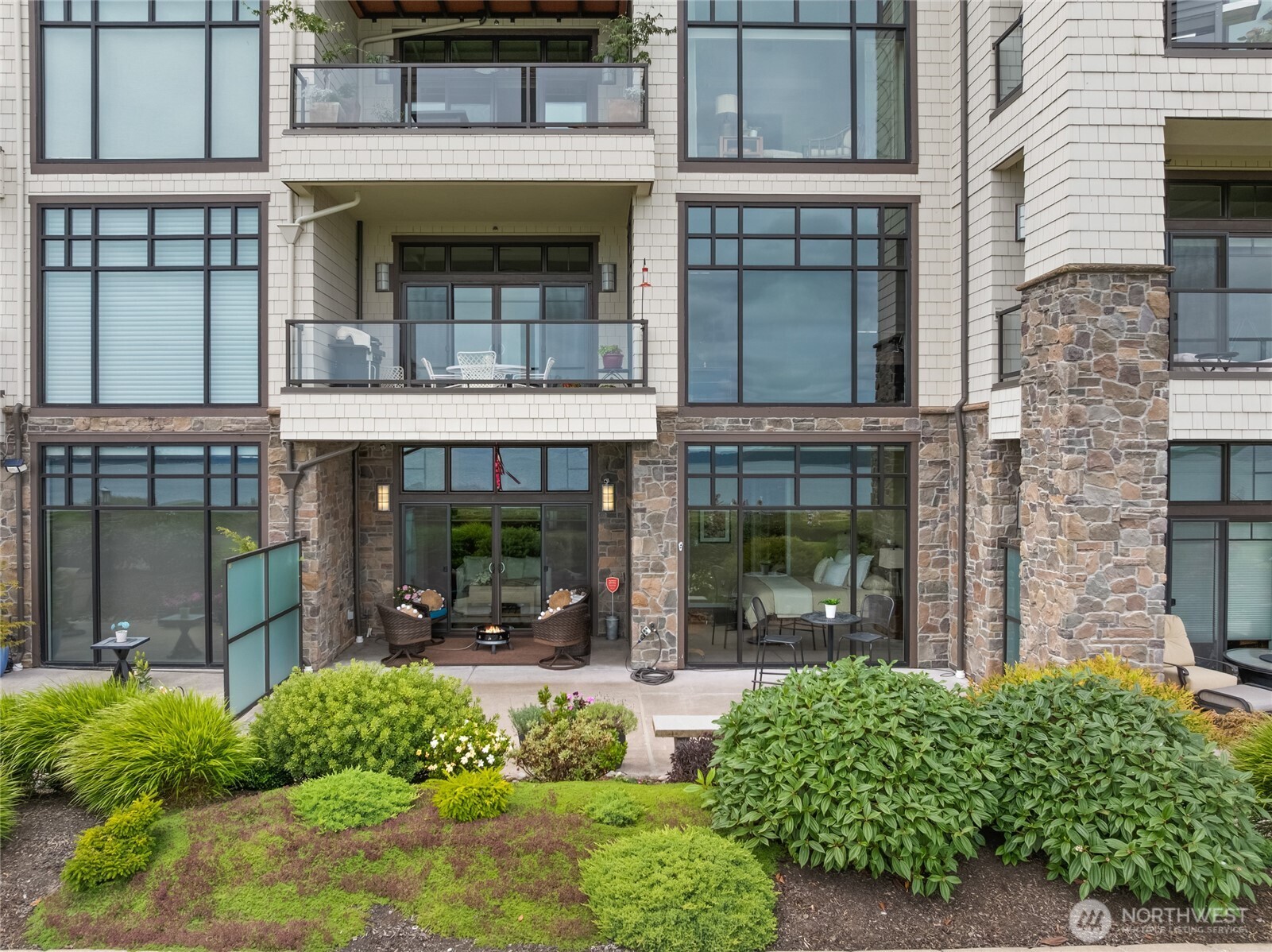 5003 Main Street 105